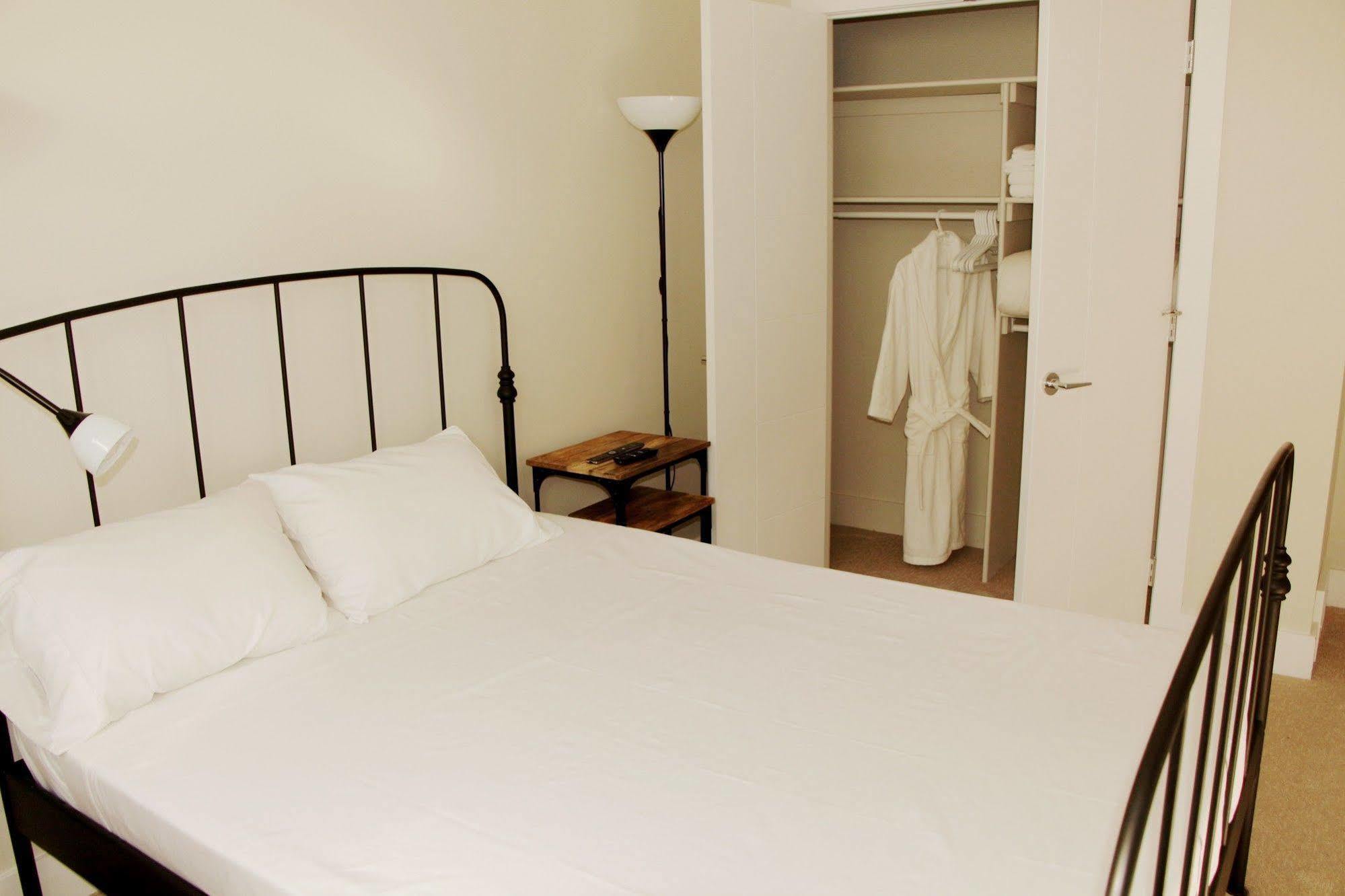 Ritchie B&B Edmonton Ngoại thất bức ảnh