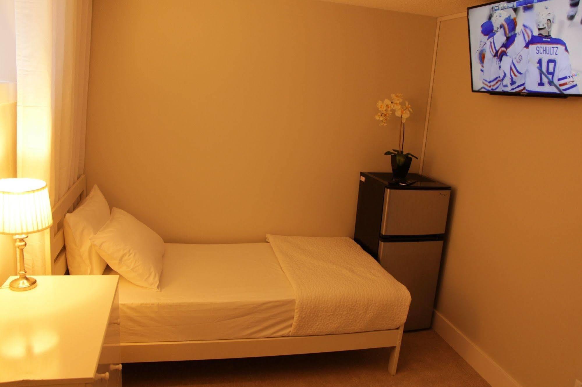 Ritchie B&B Edmonton Ngoại thất bức ảnh